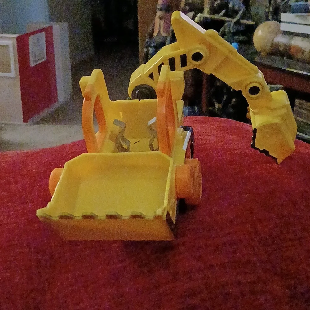 PAW PATROL CONSTRUCTION TRUCK WITH DOZER